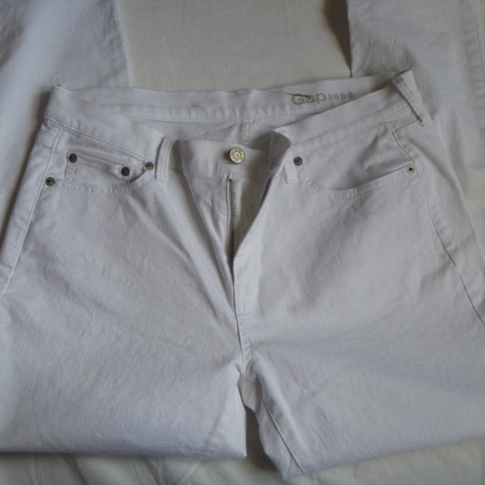 GAP factory sz 30r white denim jeans NWOT
